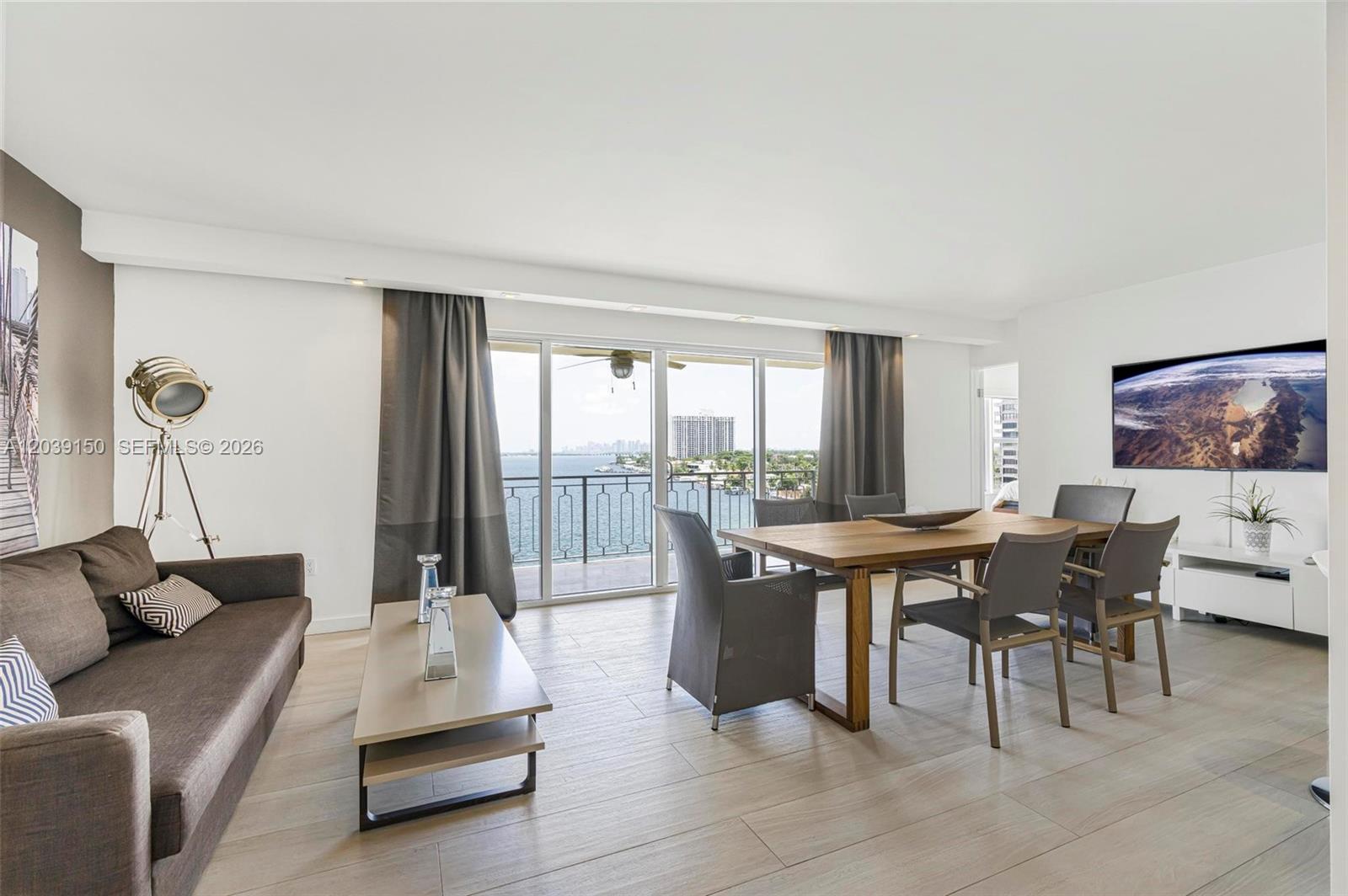 11111 Biscayne Boulevard 8C, Miami, FL 33181, Miami