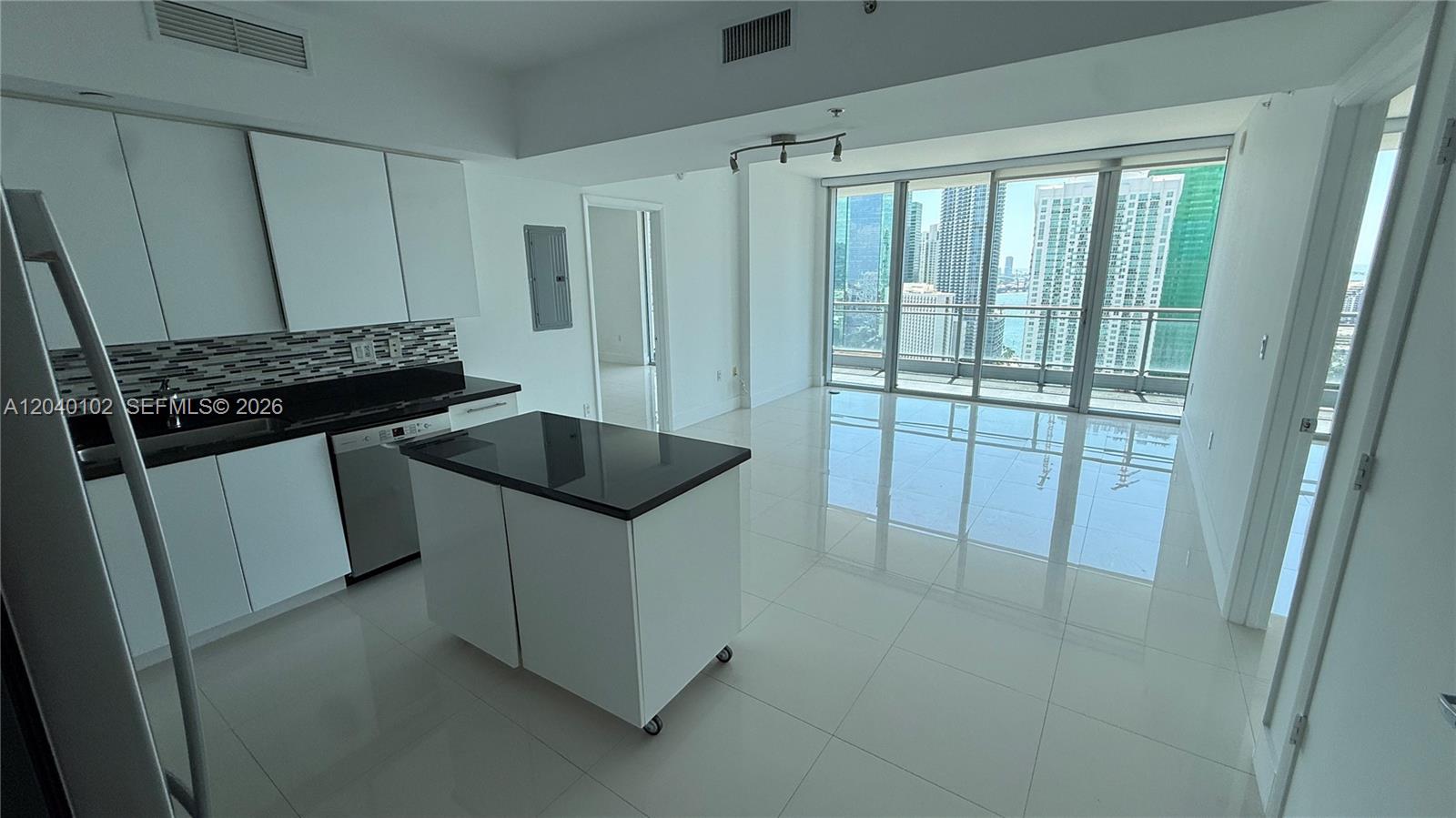 92 SW 3 Street 3311, Miami, FL 33130, Miami