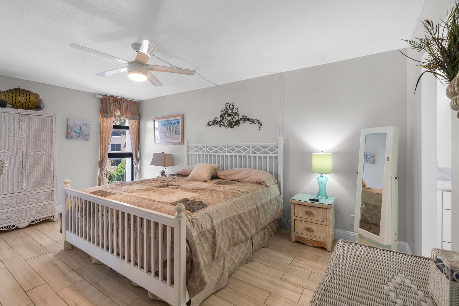 1361 S Ocean Boulevard 303 — photo 3