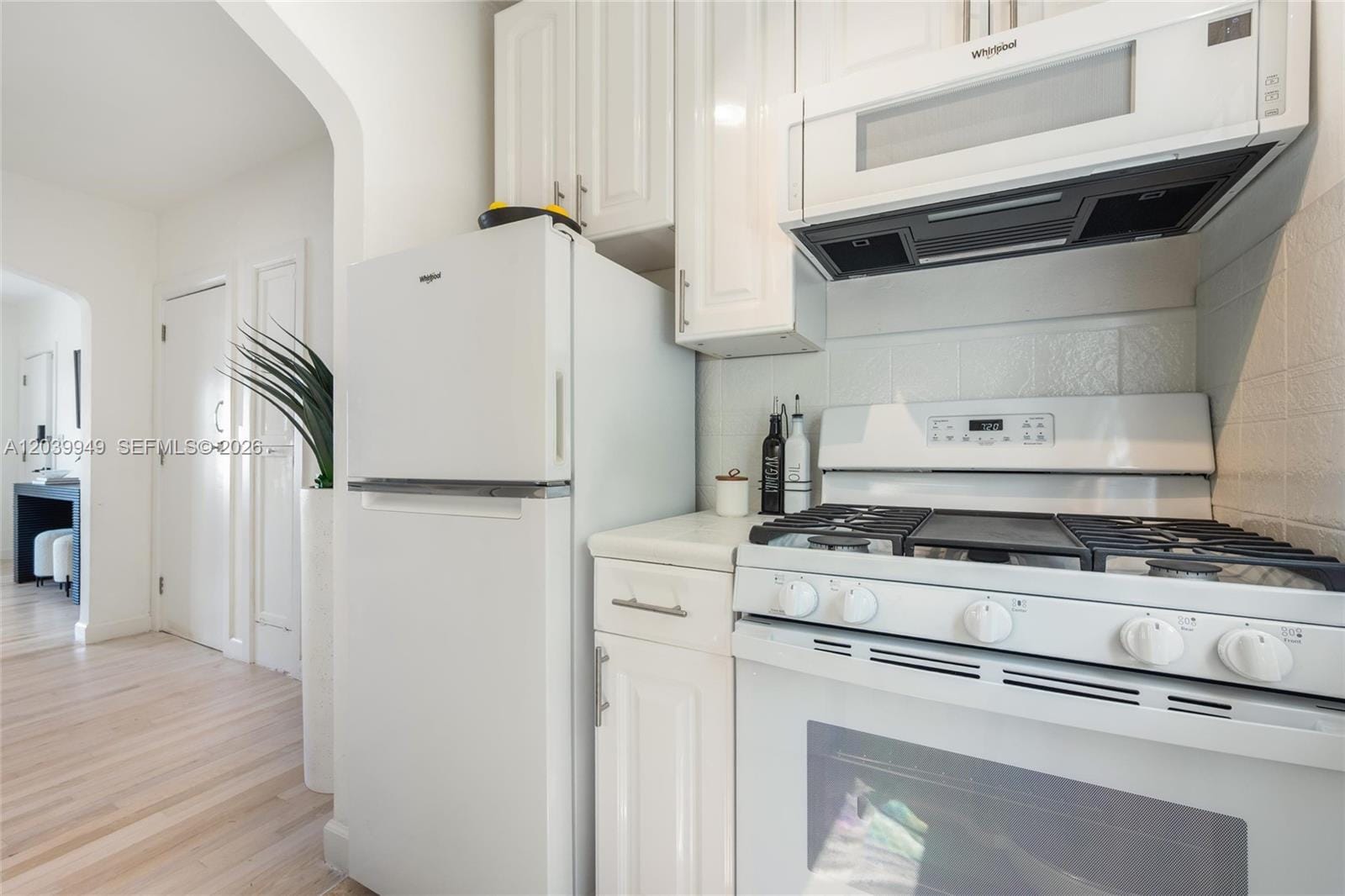 750 Espanola Way 8, Miami Beach, FL 33139 photo 9