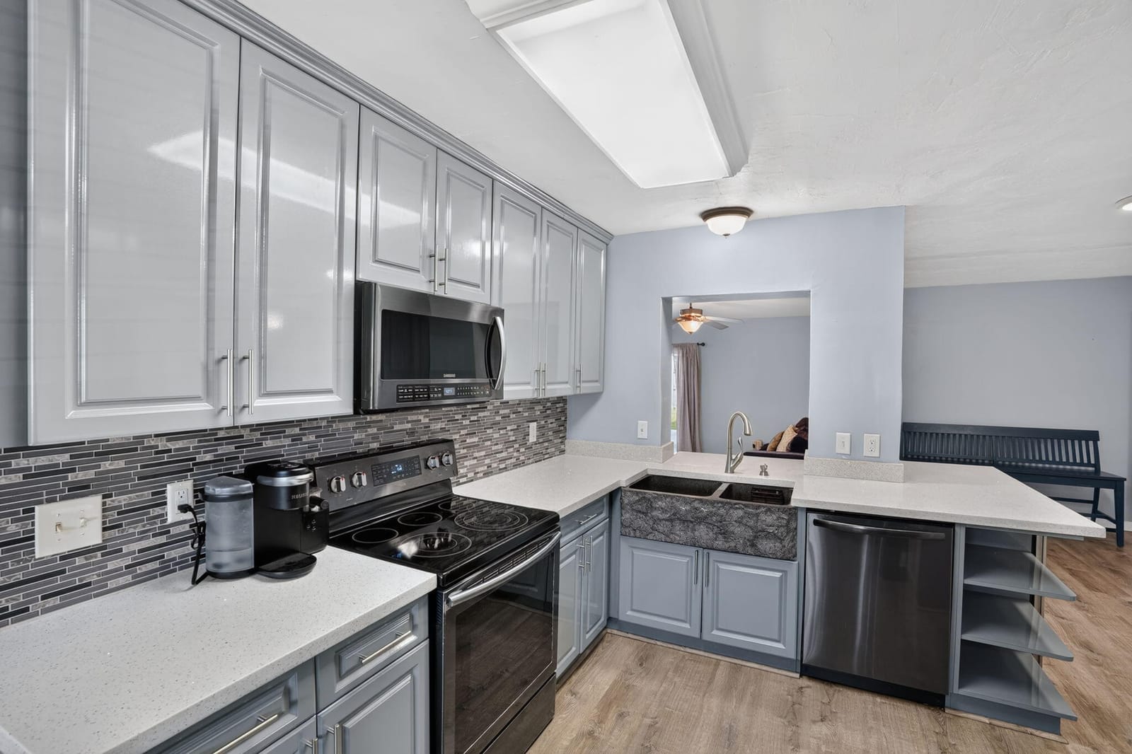 641 NW 43rd Avenue — photo 3