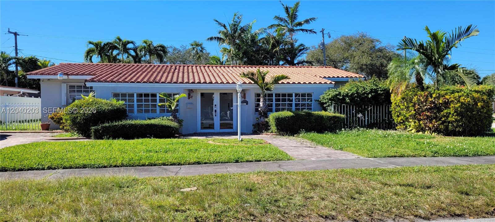 5200 SW 89th Place, Miami, FL 33165, Miami