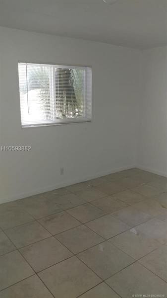 5649 NW 28th Street 5649 — photo 2