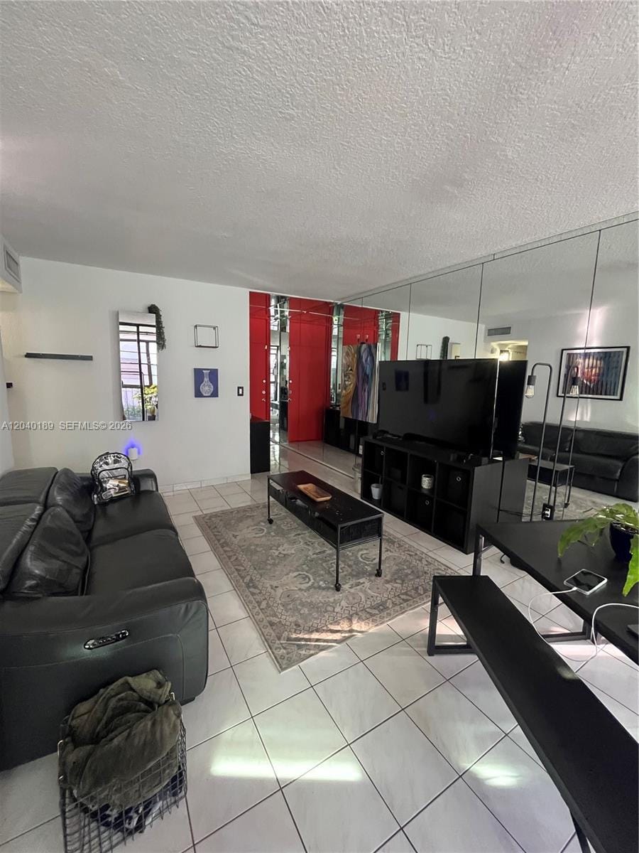 2539 S Bayshore Drive 320A — photo 6