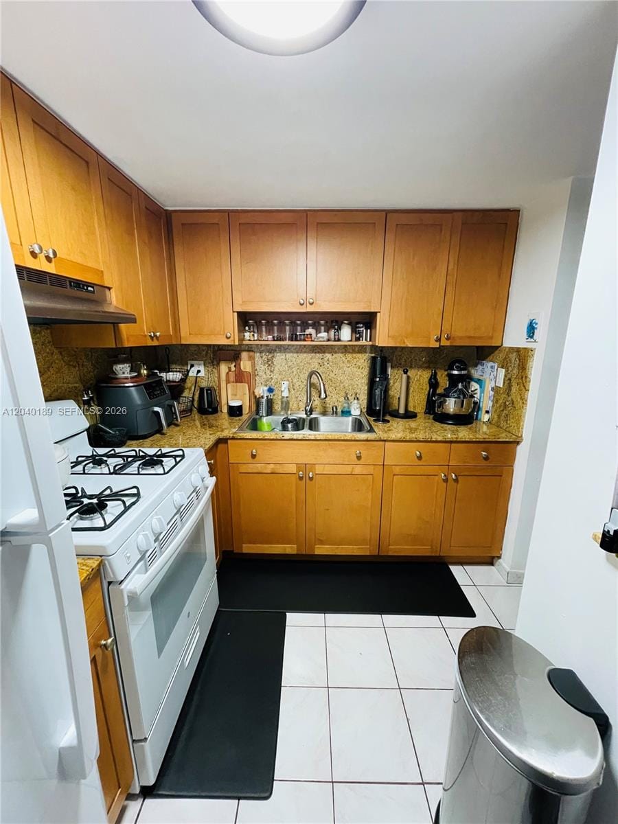 2539 S Bayshore Drive 320A — photo 7