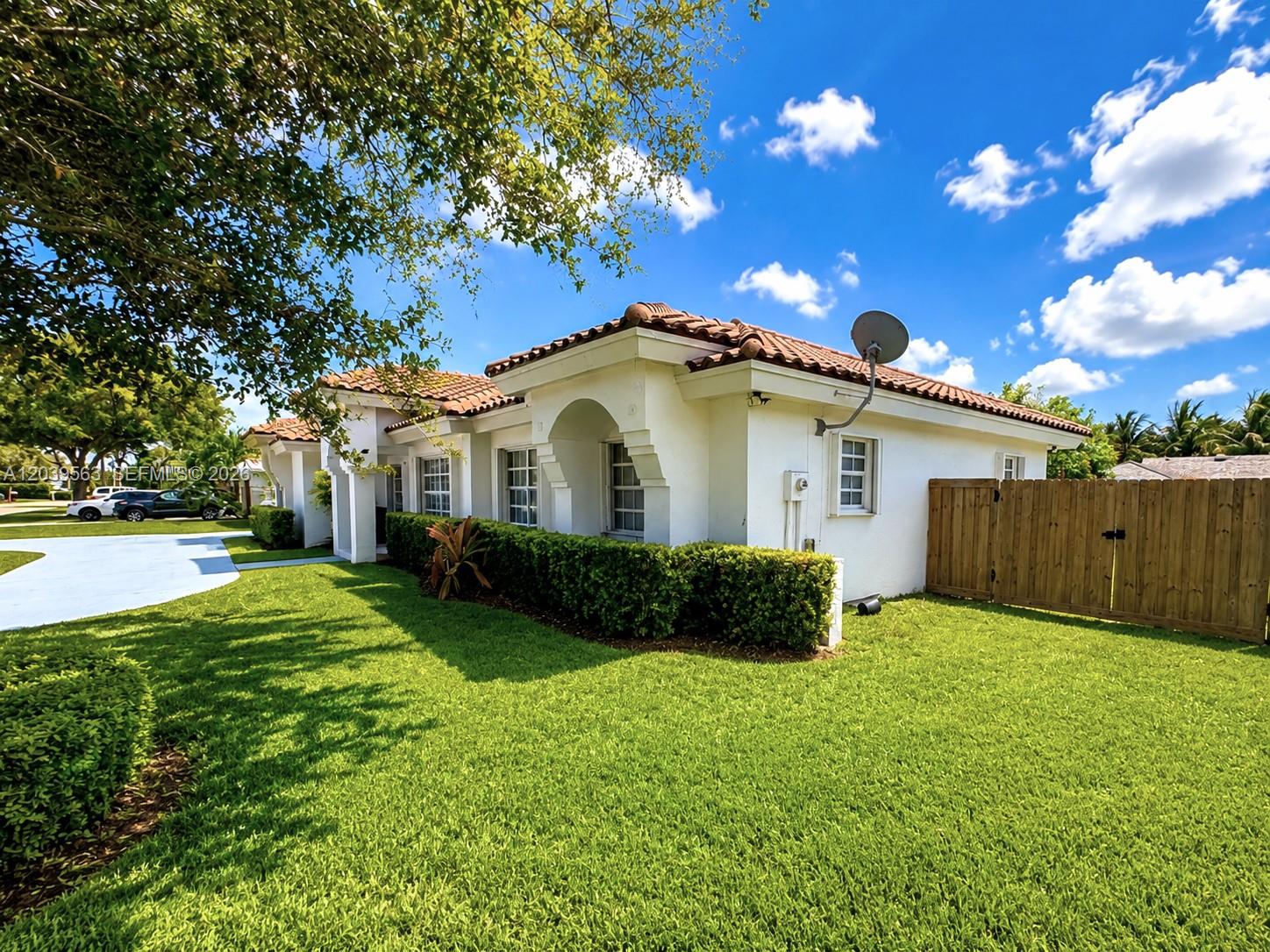 15690 SW 153rd Court — photo 3