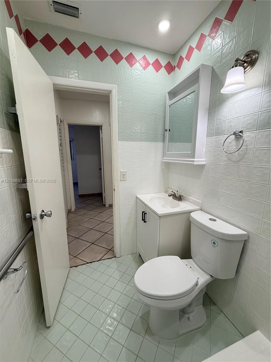 561 W 39th Street n/a, Hialeah, FL 33012 photo 18