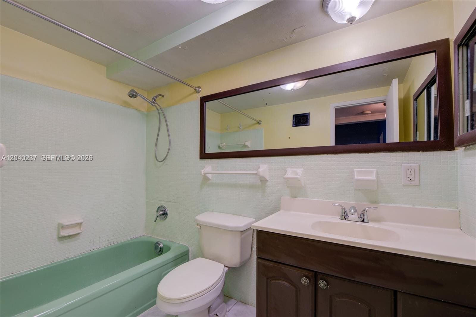 1450 NE 170th Street 115, North Miami Beach, FL 33162 photo 25