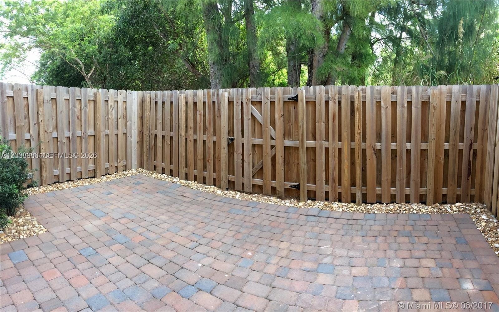 11725 SW 150th Place 11725 — photo 3