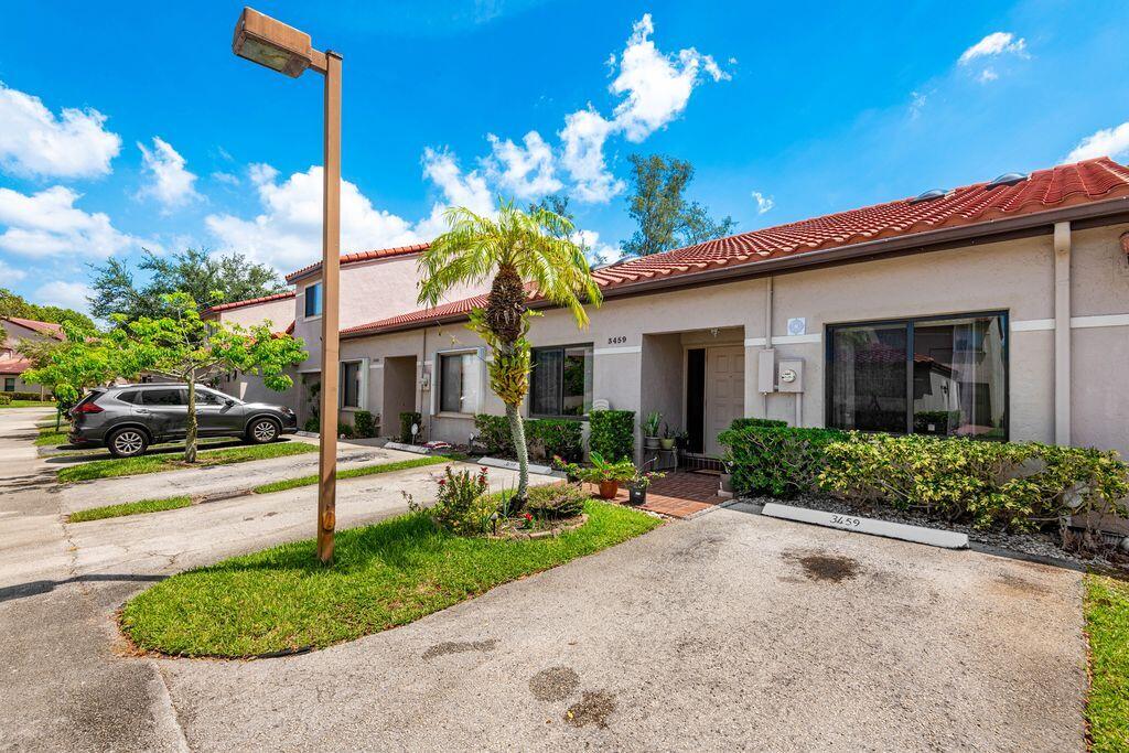 3459 Inverrary W 3459, Lauderhill, FL 33319, Lauderhill