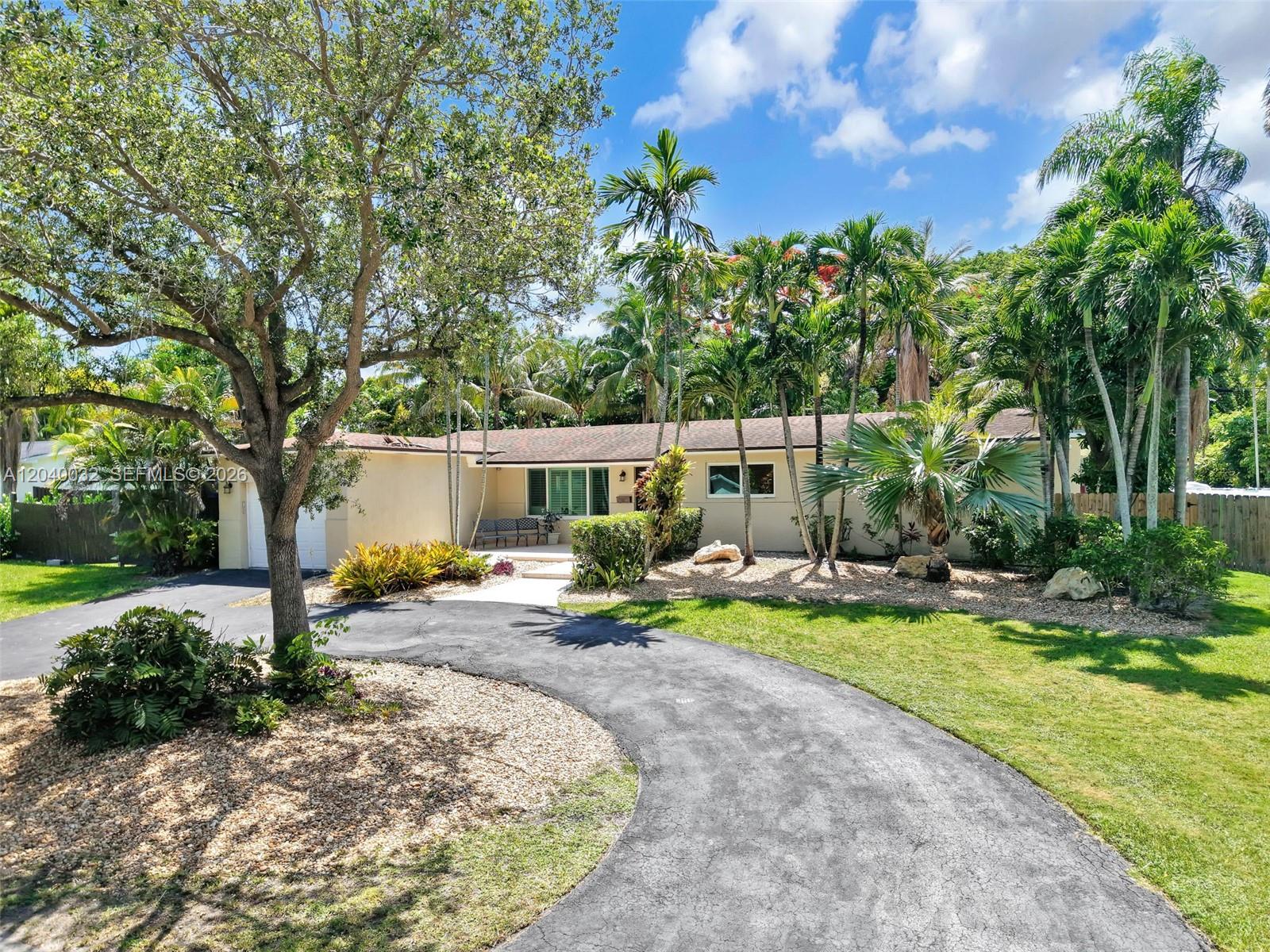 14501 SW 99th Avenue, Miami, FL 33176, Miami