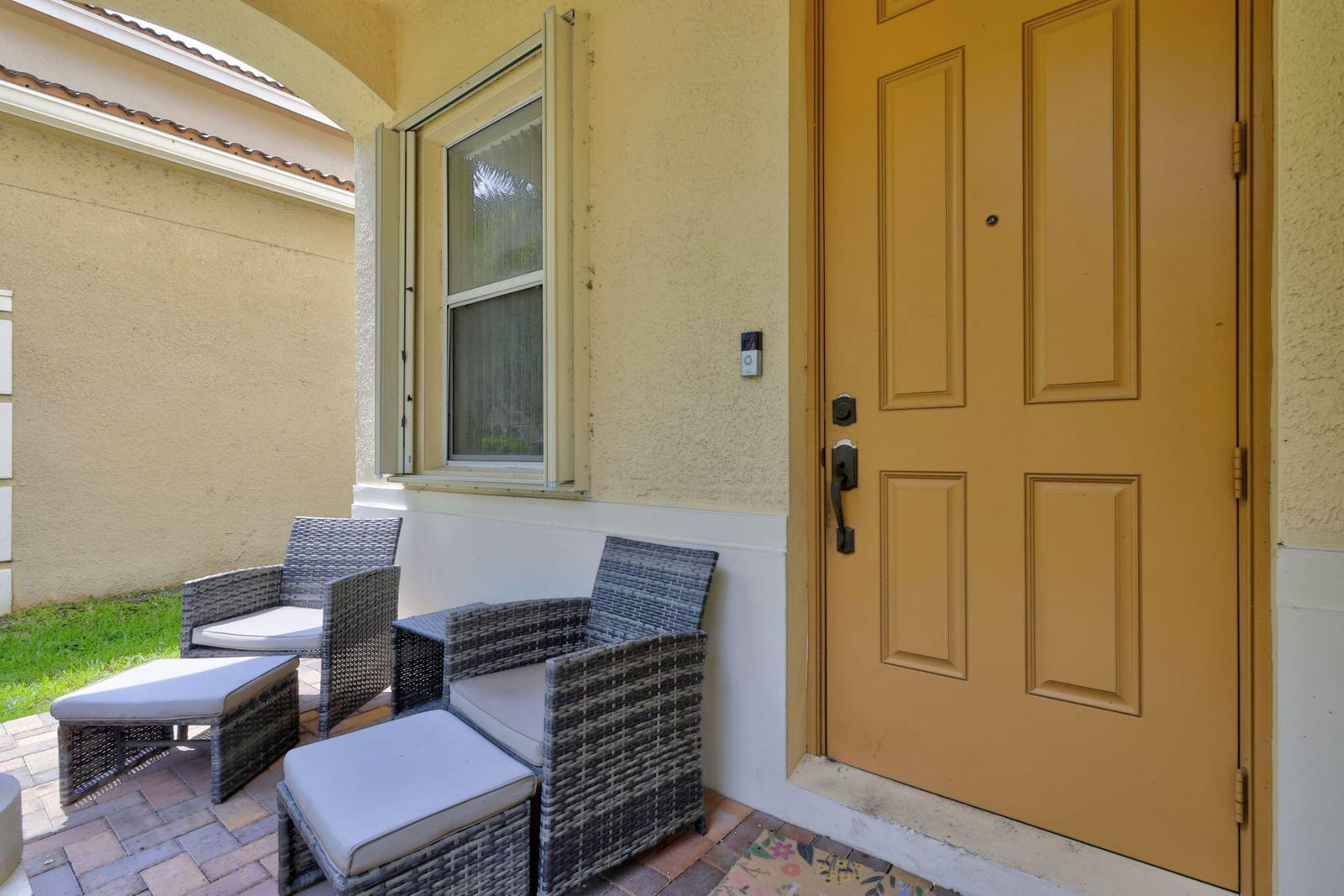 241 Gazetta Way — photo 4