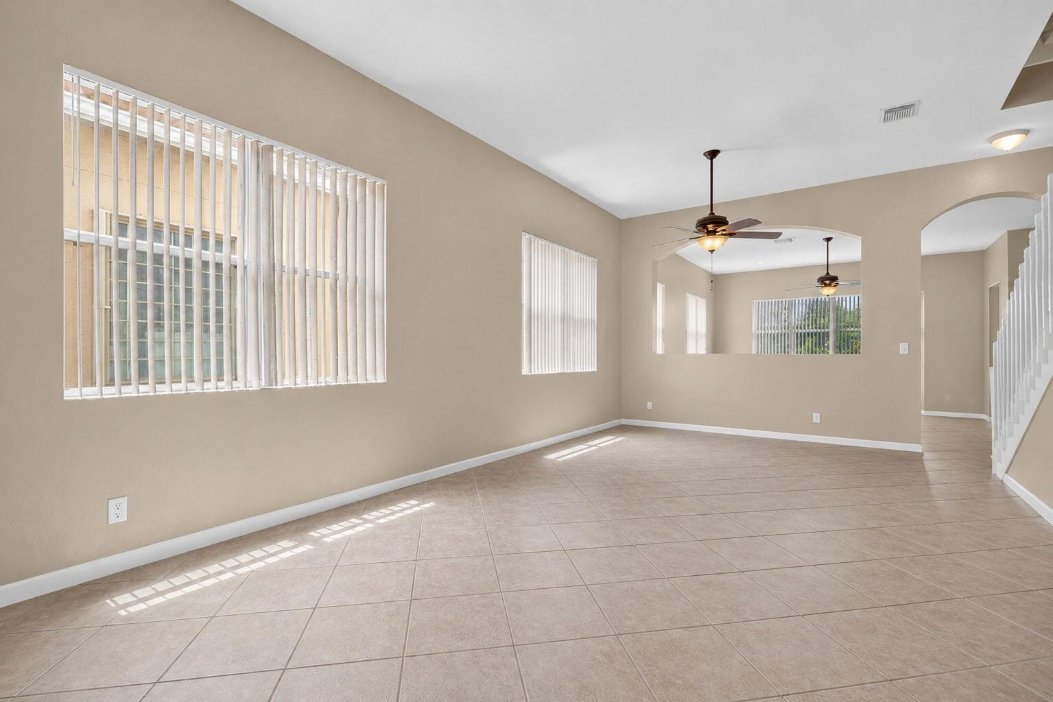 241 Gazetta Way — photo 6