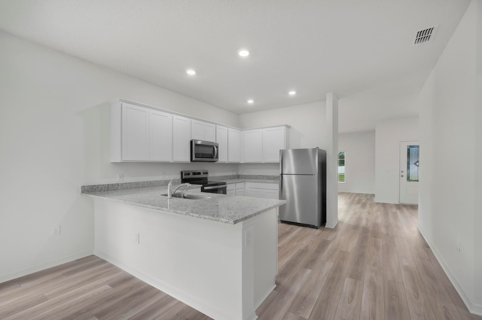 921 SW Paar Drive — photo 8