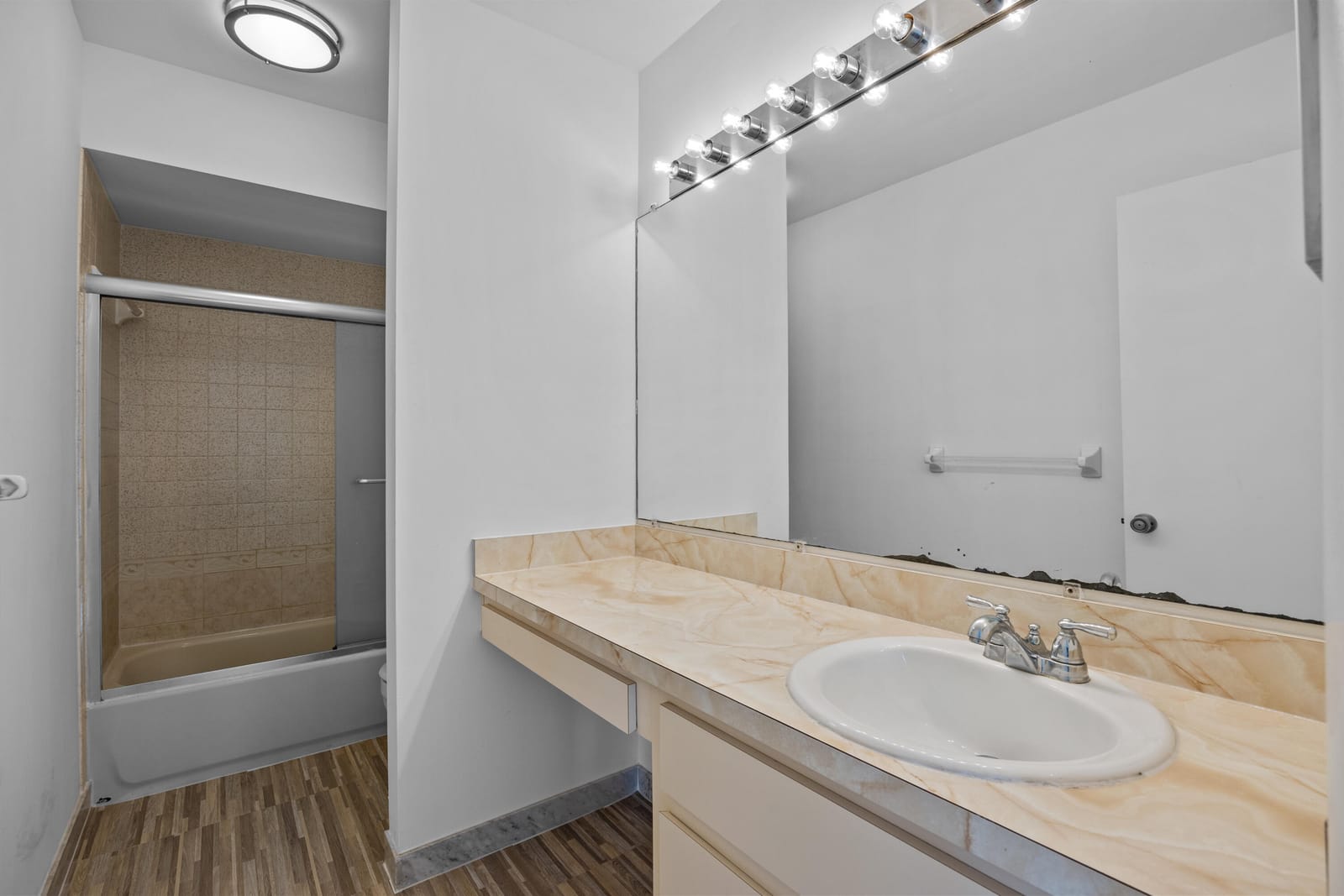 4211 Turnberry Circle 501 — photo 10