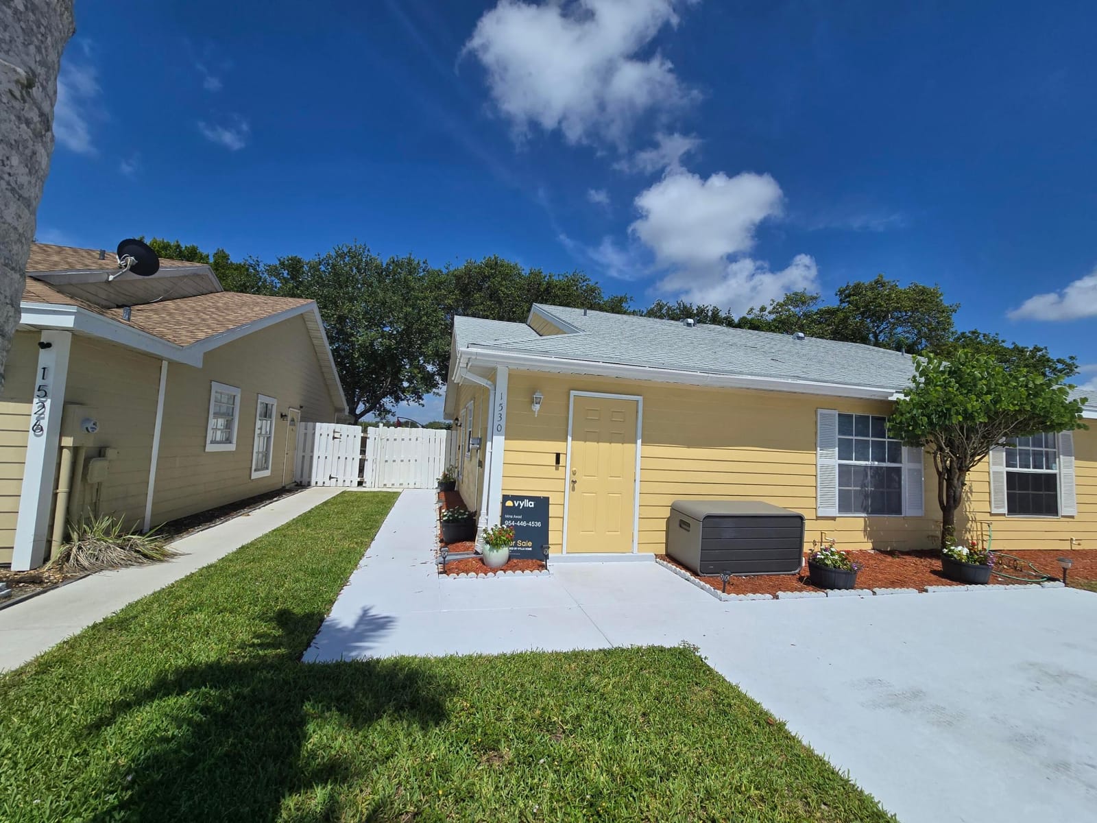 1530 Royal Forest Court — photo 3
