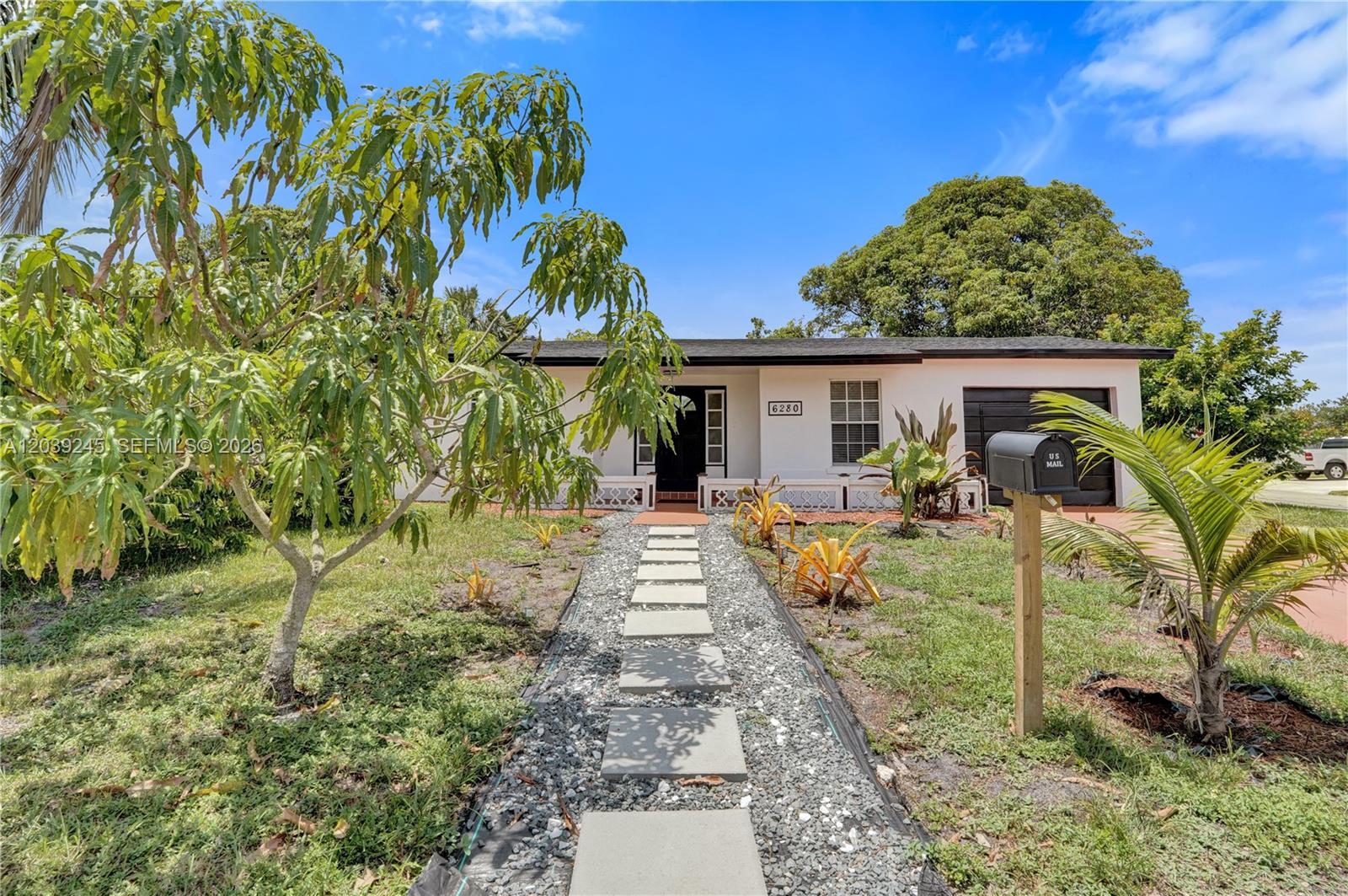 6280 SW 8th Place, North Lauderdale, FL 33068, North Lauderdale
