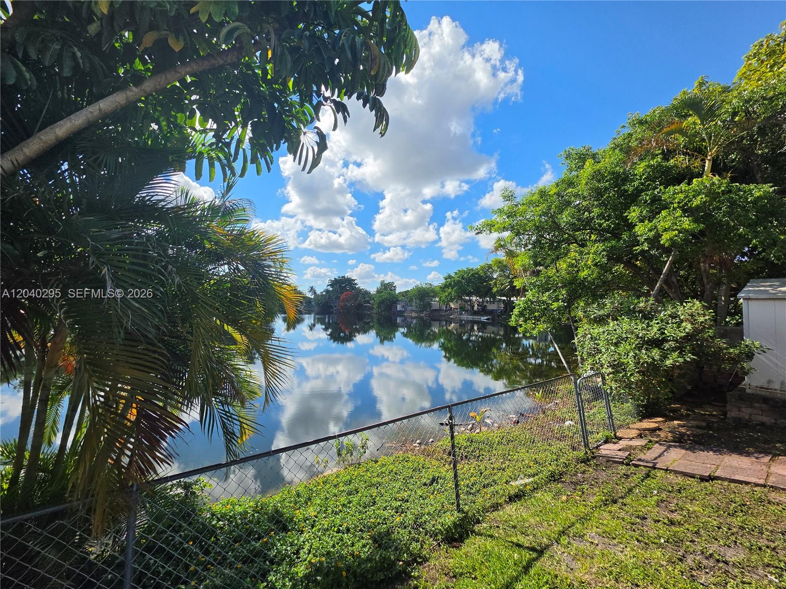 1529 SW 131 Avenue, Miami, FL 33184, Miami