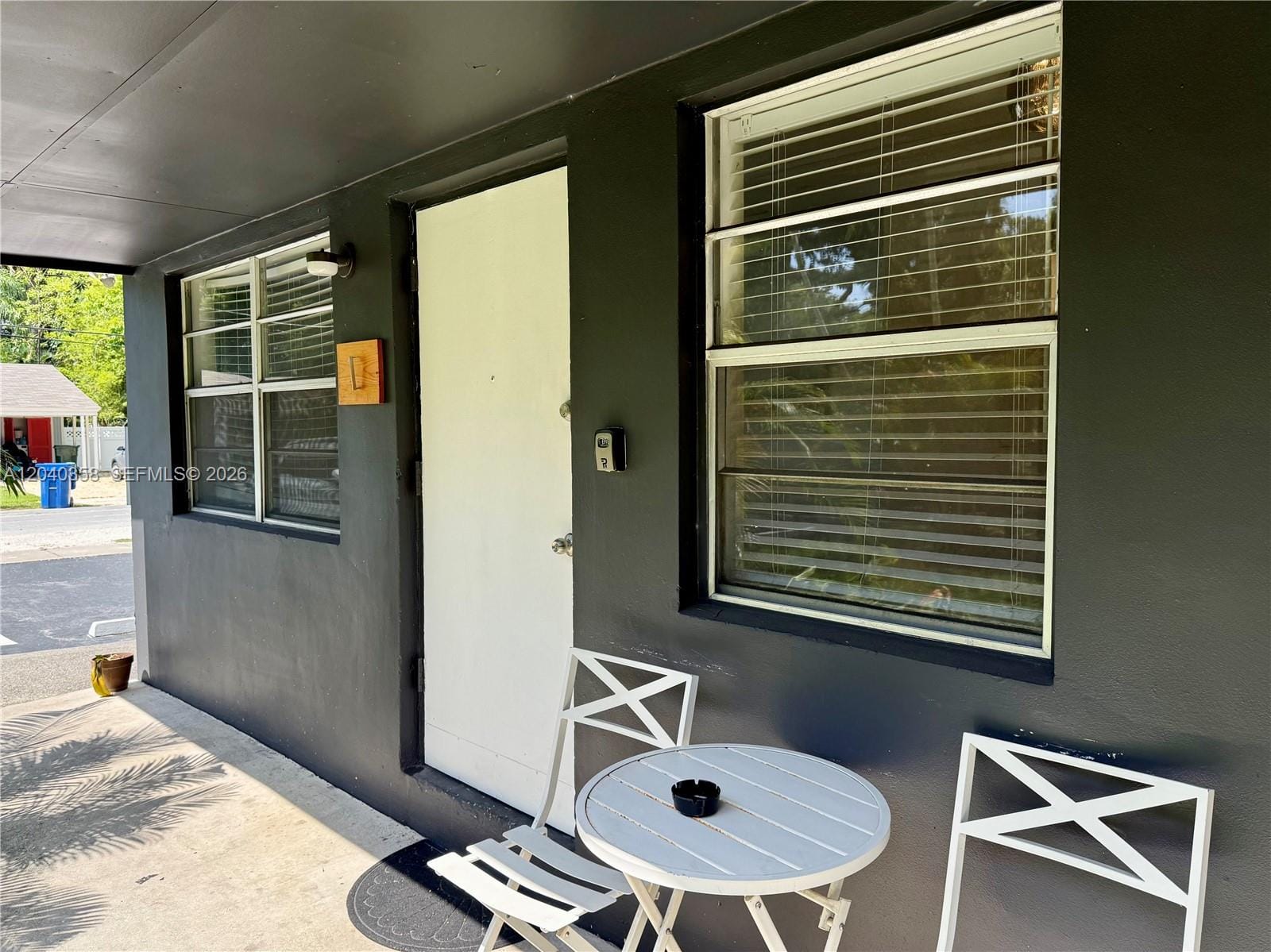 1415 SW 1st Street 1 — photo 2