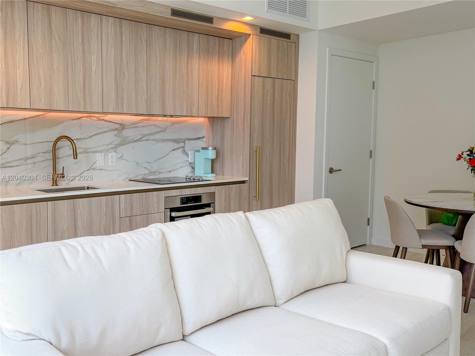 77 SE 5th Street 4015, Miami, FL 33131 photo 16