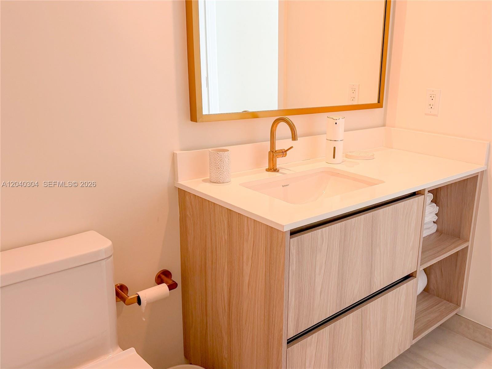 77 SE 5th Street 4015, Miami, FL 33131 photo 24