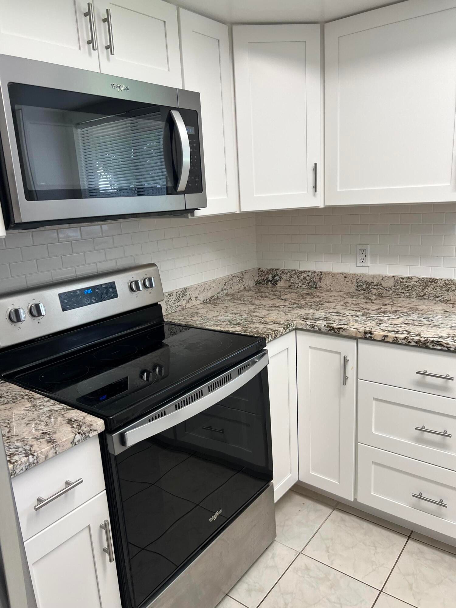 8511 NW 8th Street — photo 8