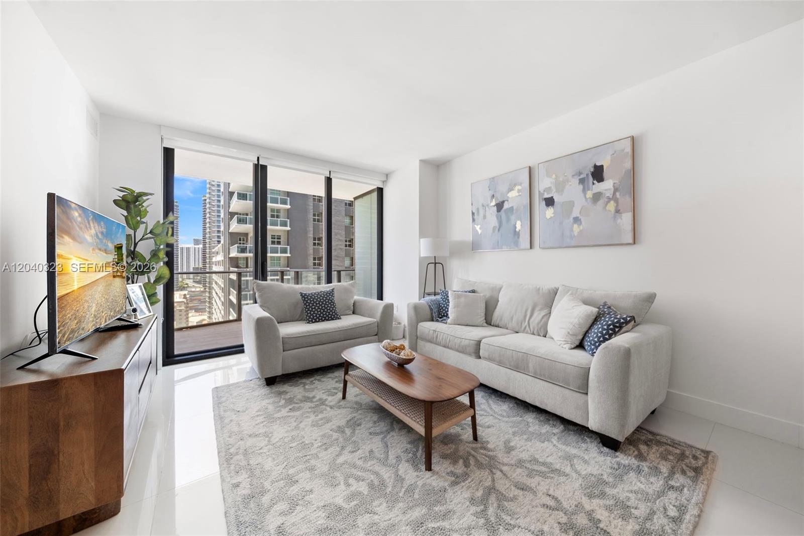 1300 S Miami Avenue 2110, Miami, FL 33130, Miami