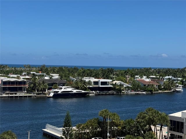 20505 E Country Club Drive 835, Waterview, Aventura, FL