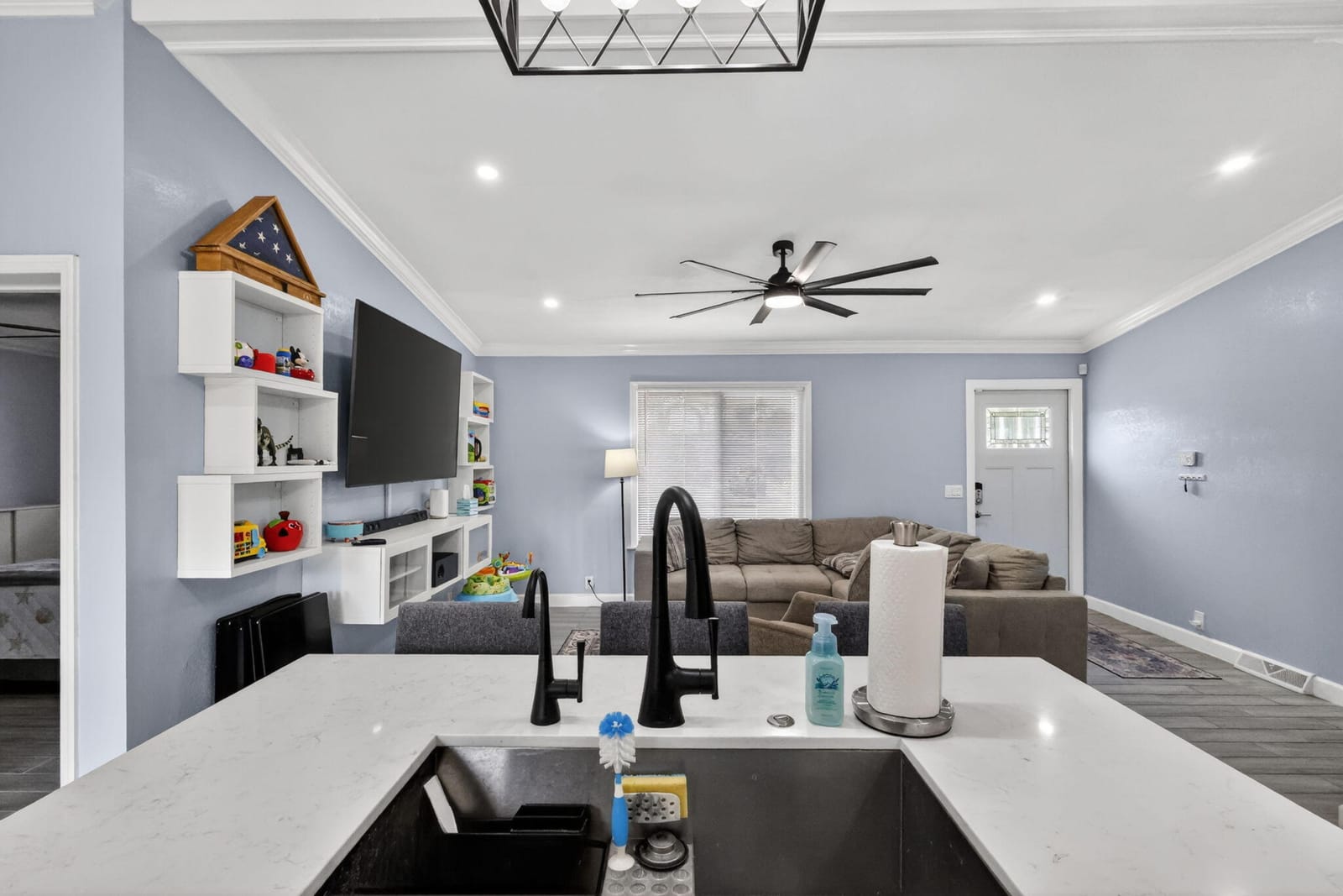 202 Elaine Circle W, West Palm Beach, FL 33409 photo 14