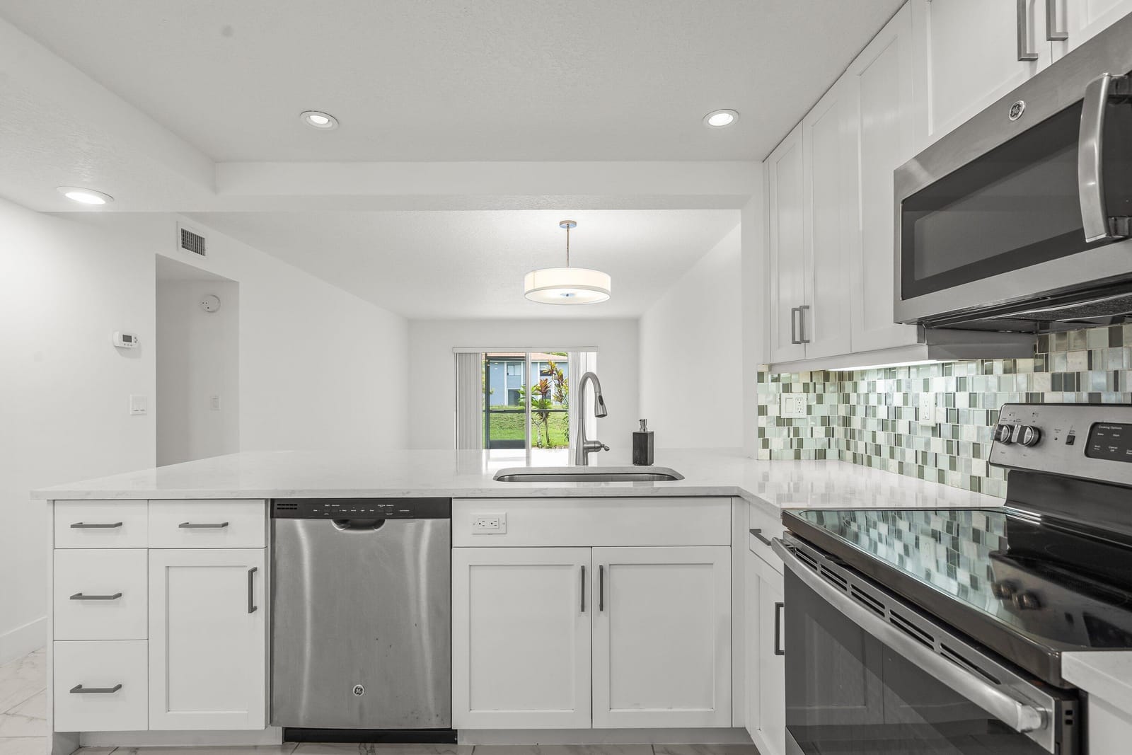 3090 Holiday Springs Boulevard Unit 109, Margate, FL 33063 photo 2