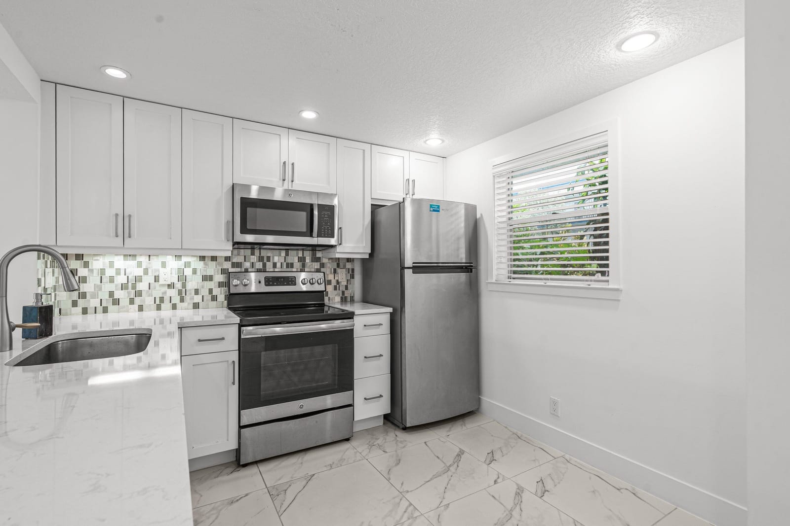 3090 Holiday Springs Boulevard Unit 109, Margate, FL 33063 photo 3
