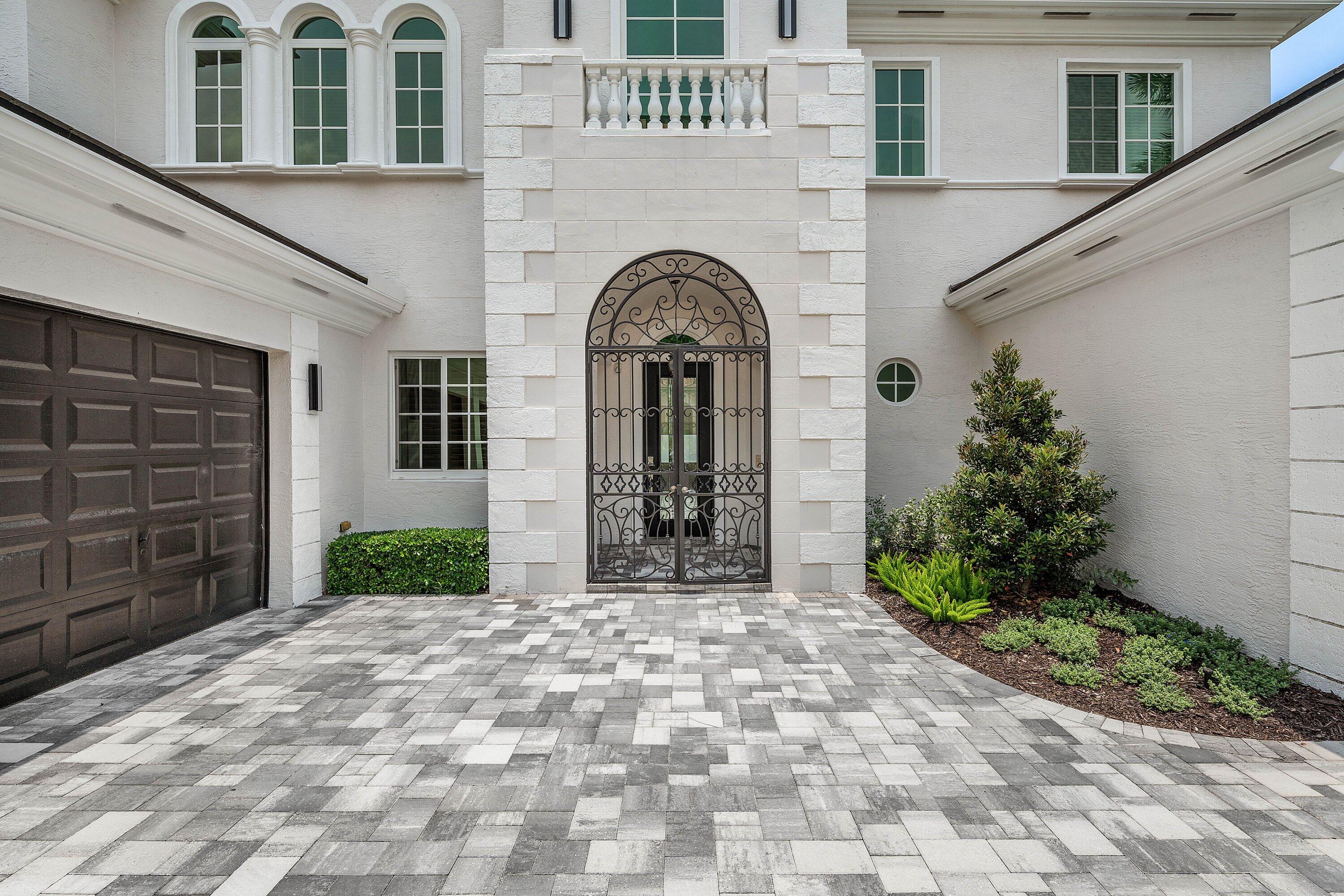 6411 Dorsay Court — photo 3