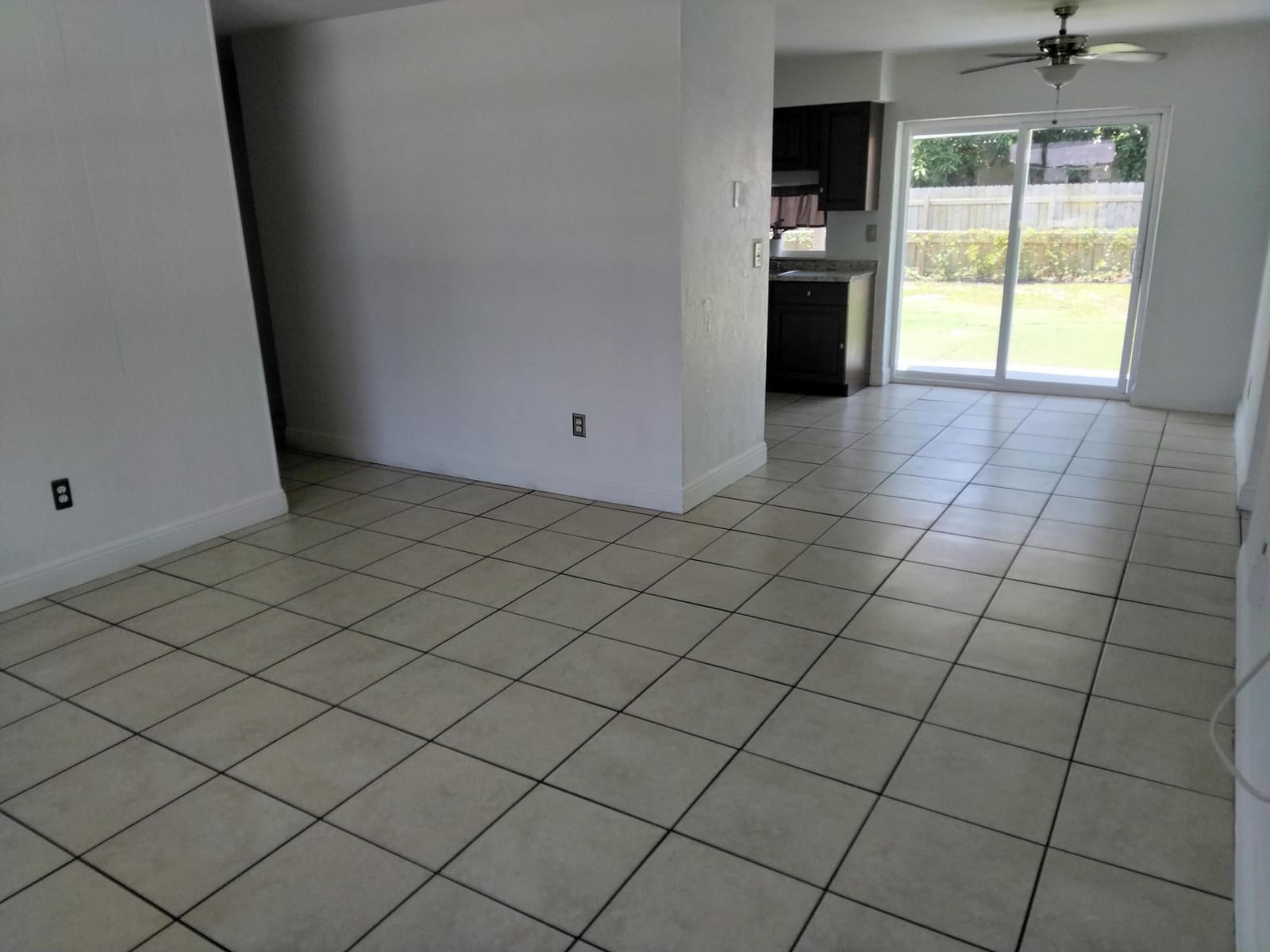 330 NW 38th Street — photo 11