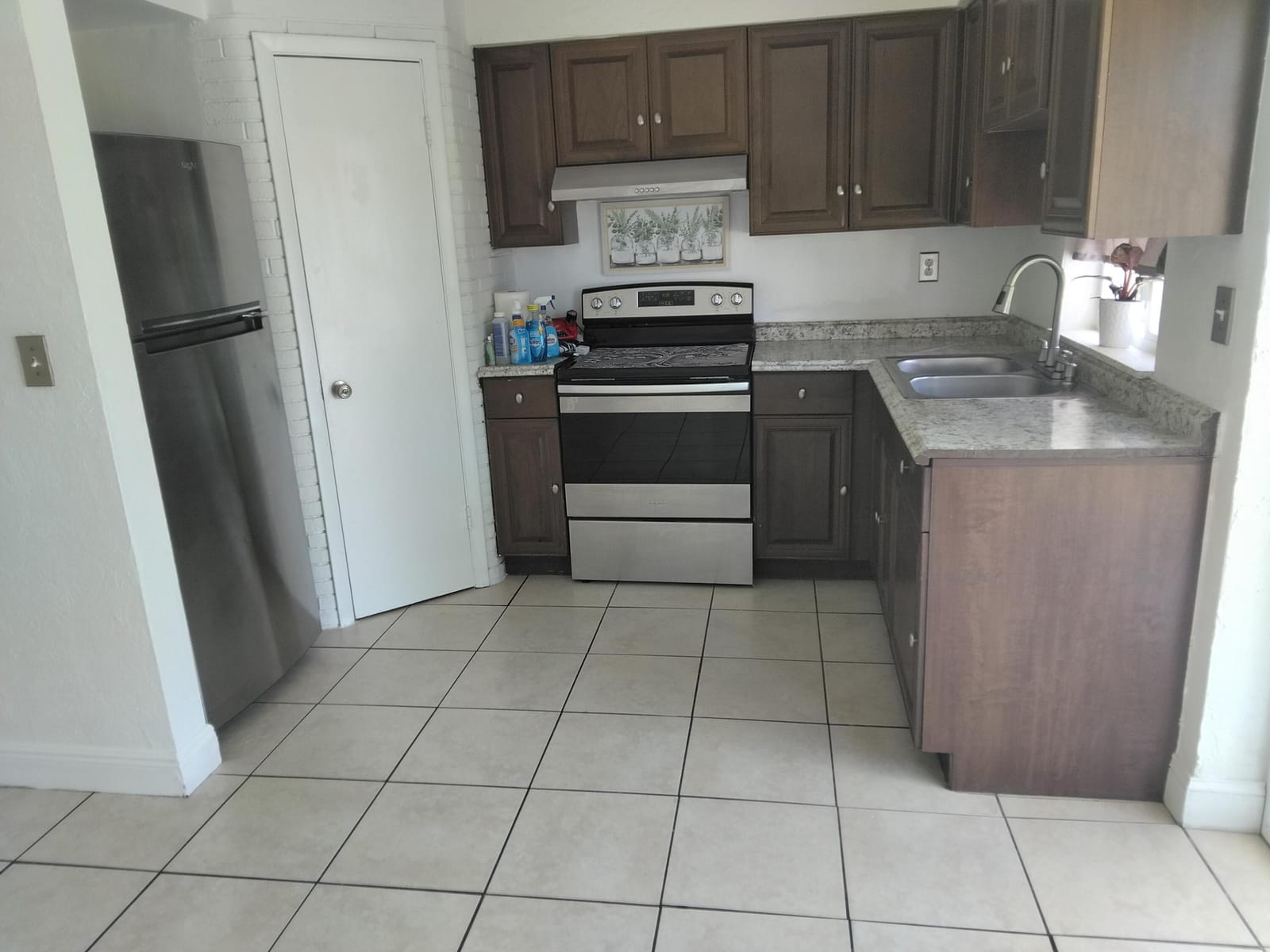 330 NW 38th Street — photo 12