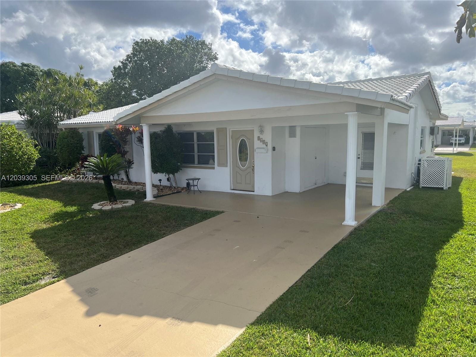 8604 NW 59th Place, Tamarac, FL 33321