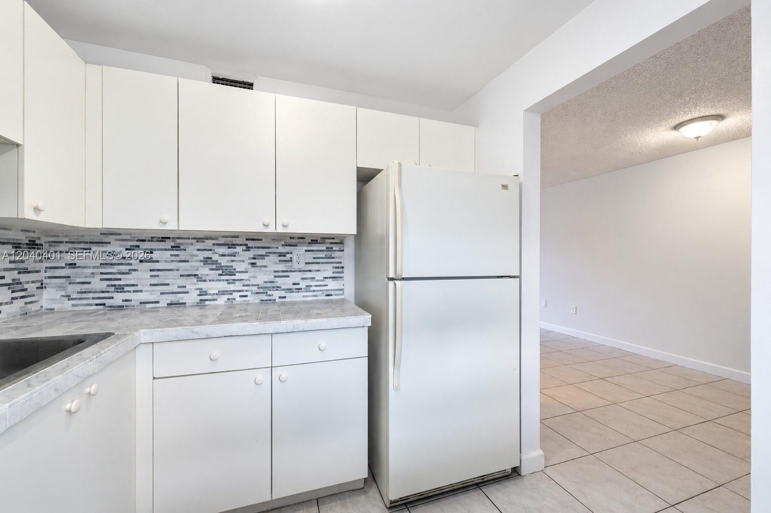 1725 W 60th Street F220, Hialeah, FL 33012 photo 4