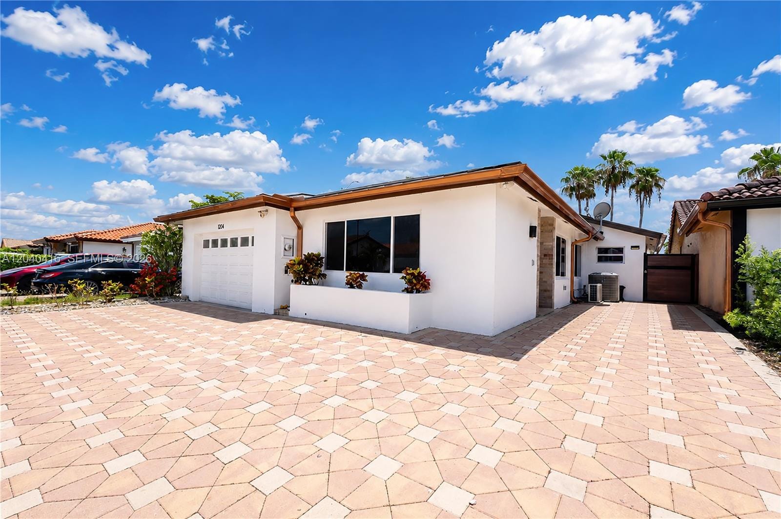 1204 SW 136th Place, Miami, FL 33184 photo 2