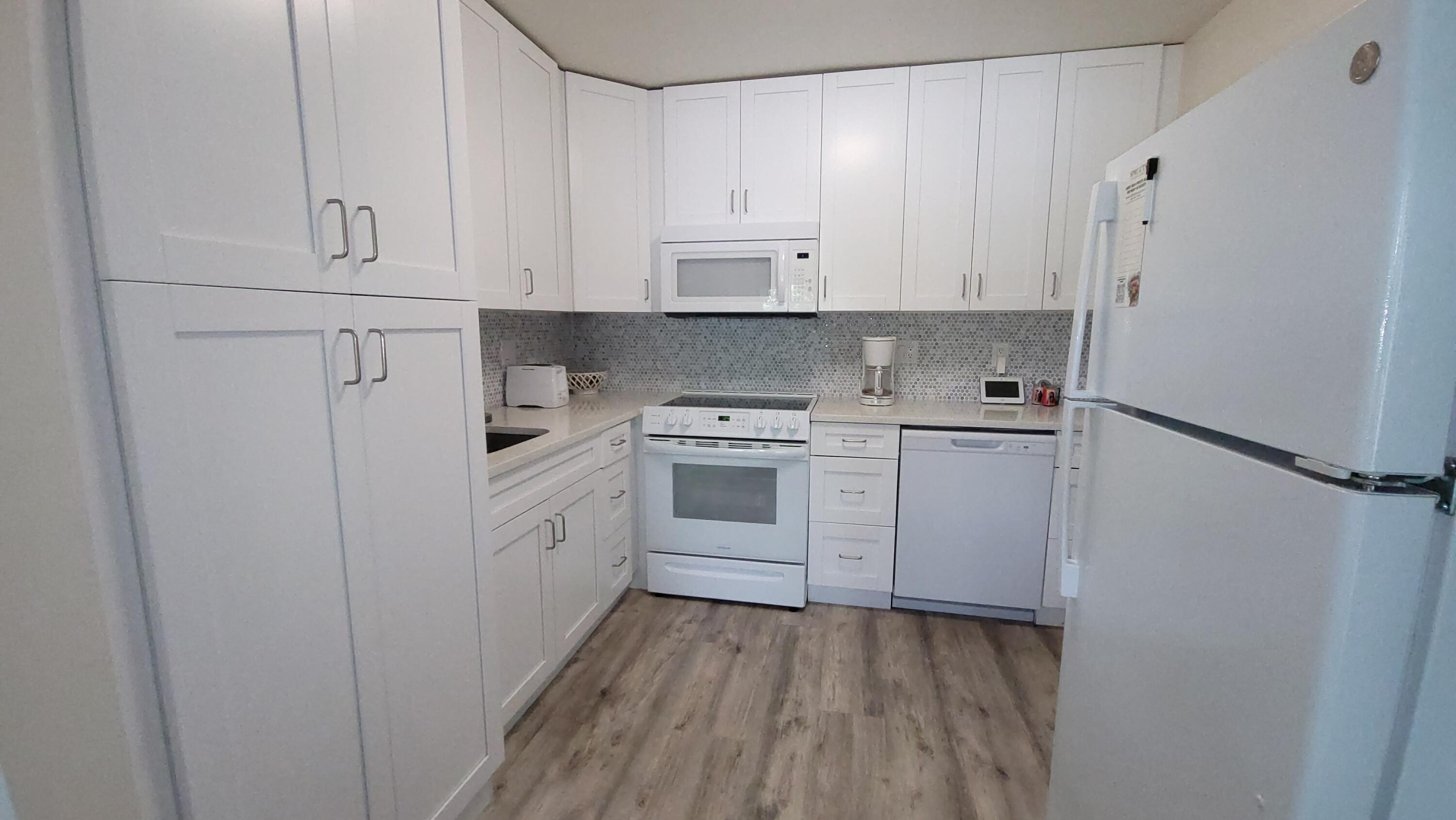 50 Plymouth, West Palm Beach, FL 33417, West Palm Beach