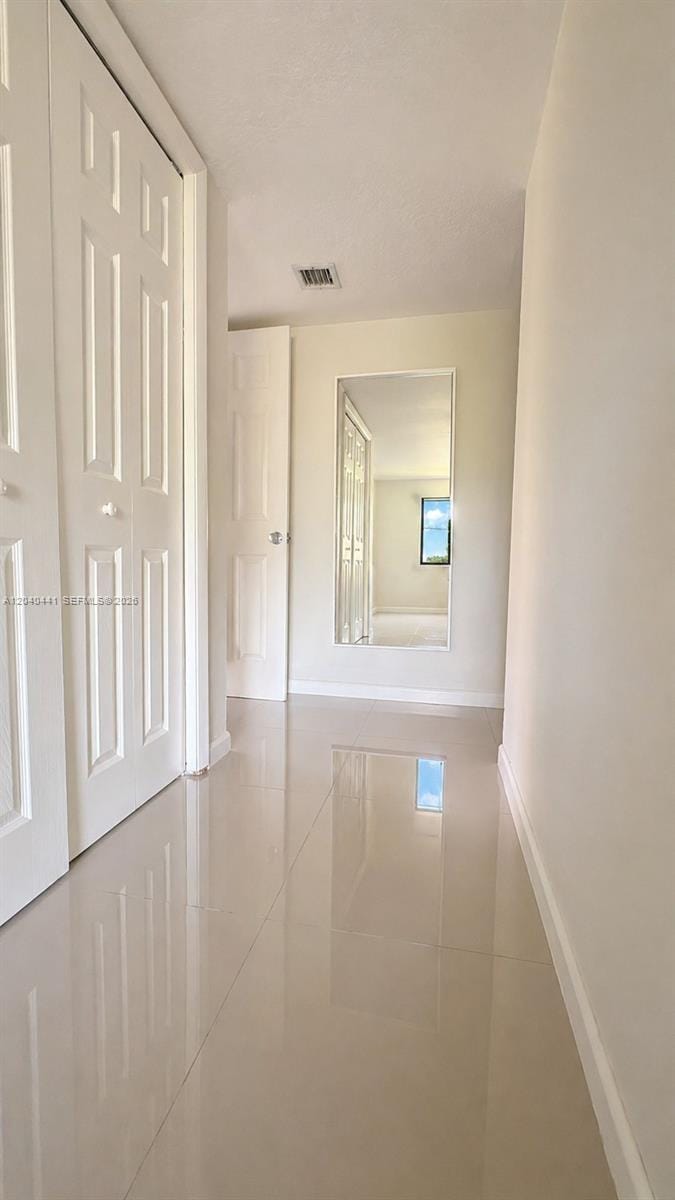 305 Lakeview Drive 204, Weston, FL 33326 photo 13