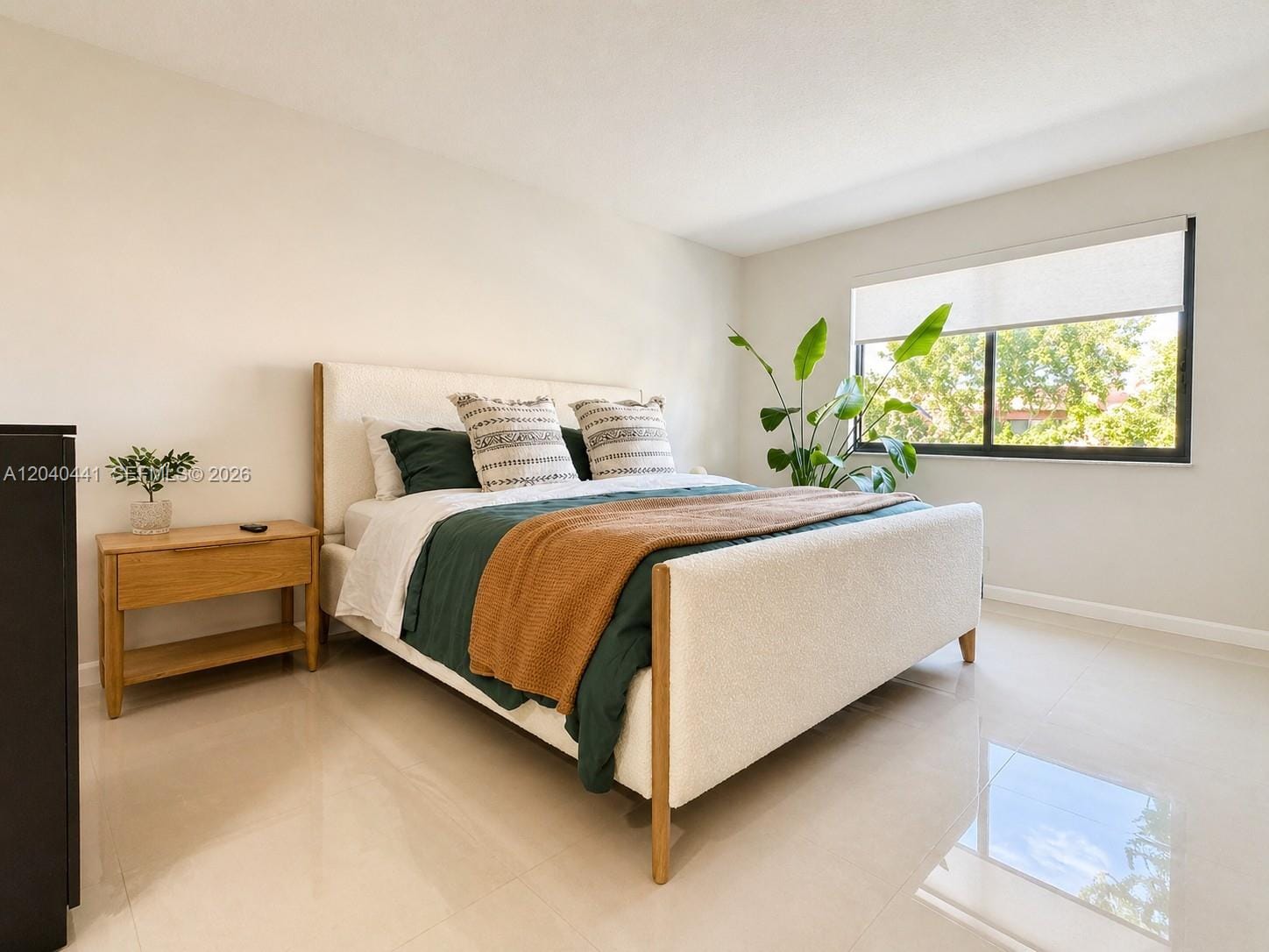 305 Lakeview Drive 204, Weston, FL 33326 photo 14