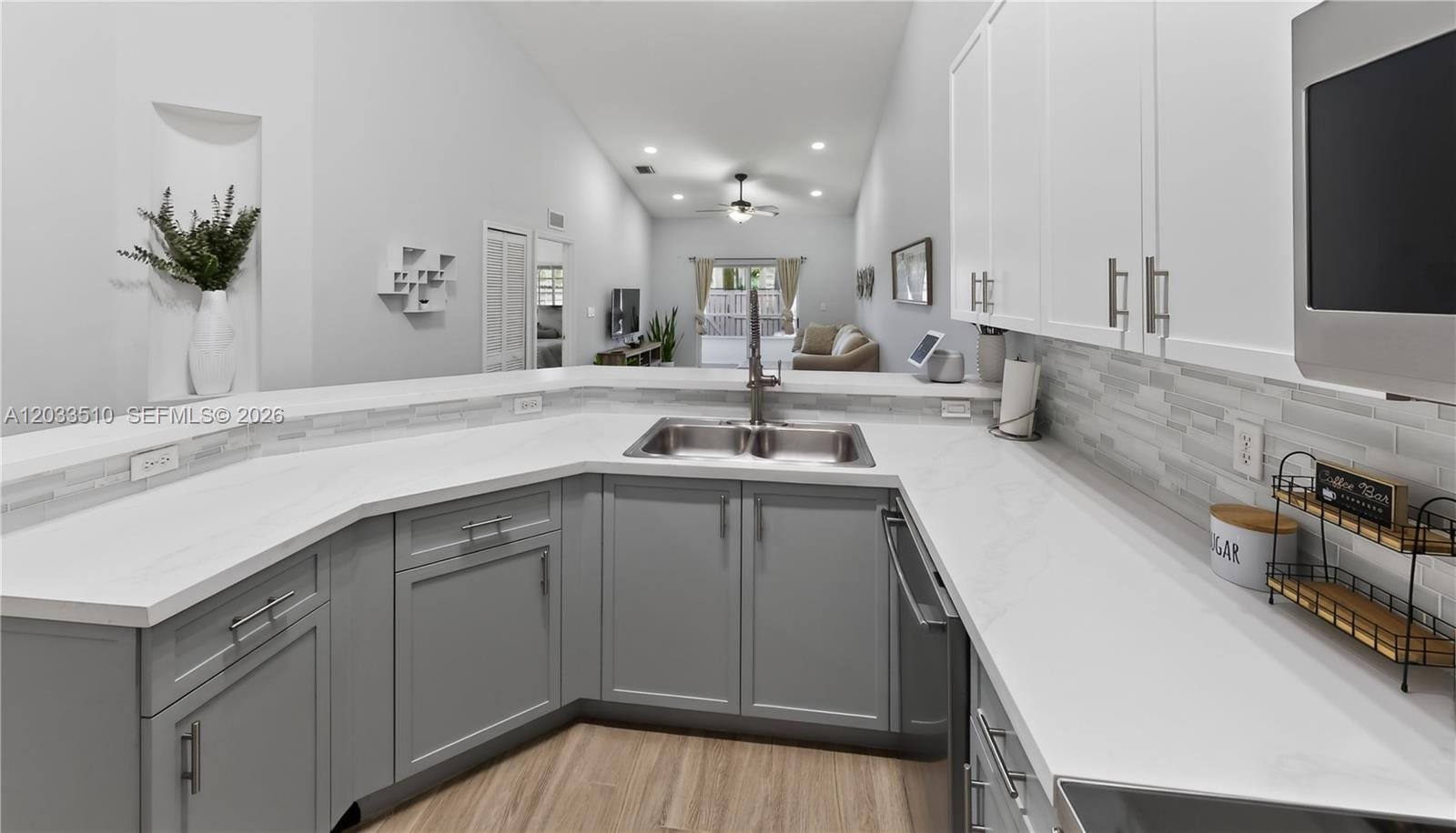 3204 NE 11th Drive, Homestead, FL 33033 photo 4