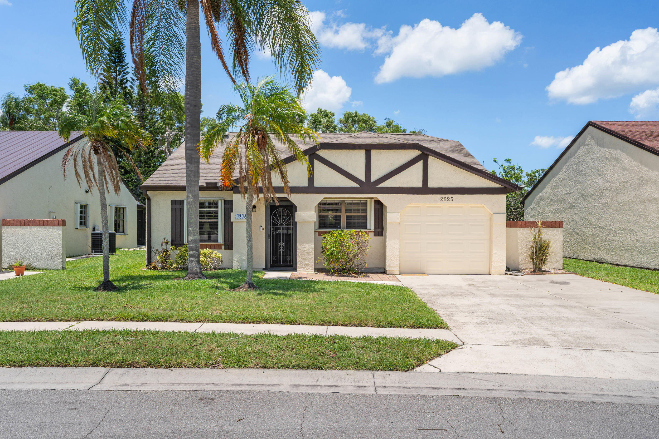 2225 SE Barrington Street, FL 34952, Port St Lucie
