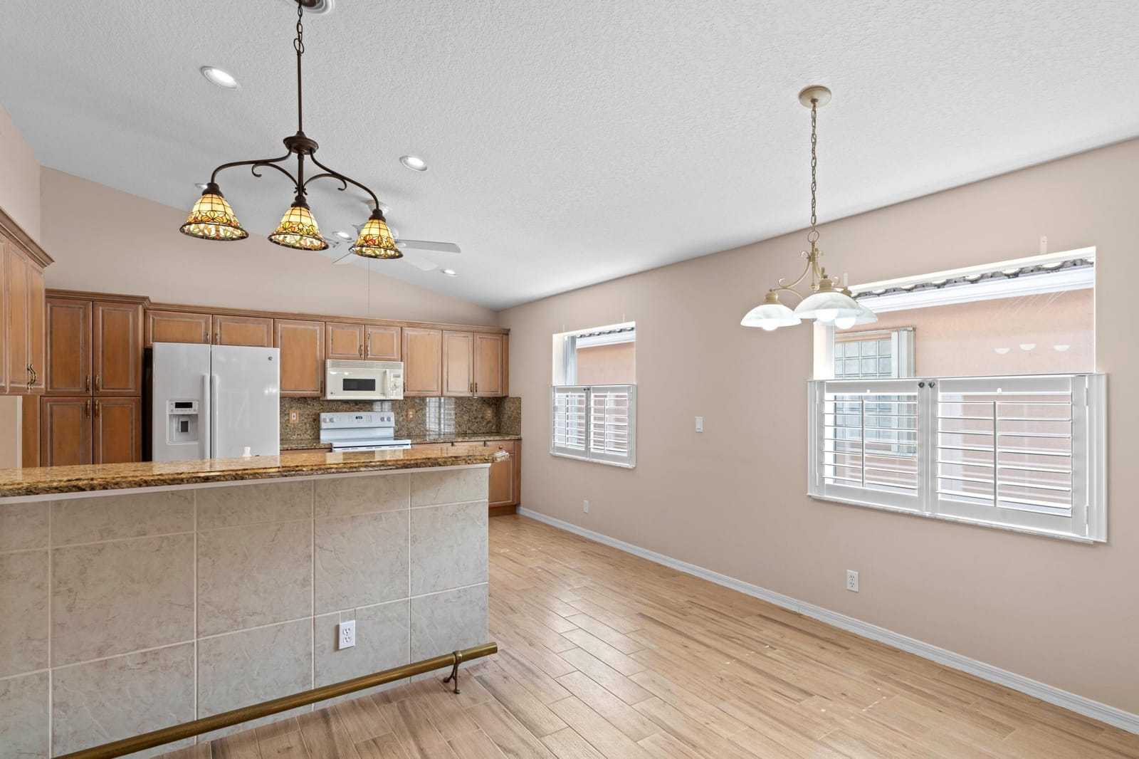 7818 Caprio Drive — photo 8
