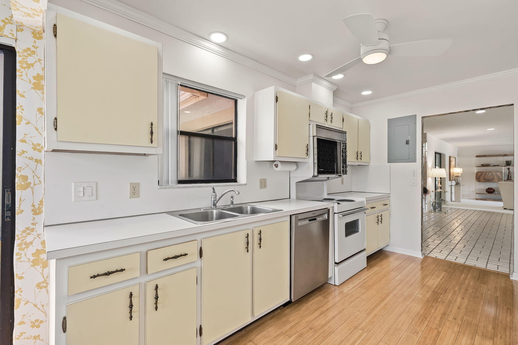 7543 Volley Place — photo 8