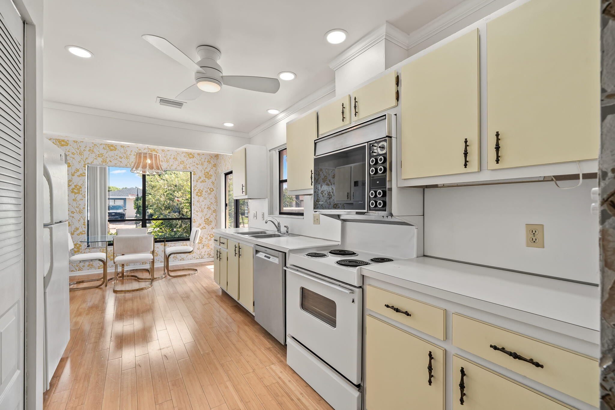 7543 Volley Place — photo 10