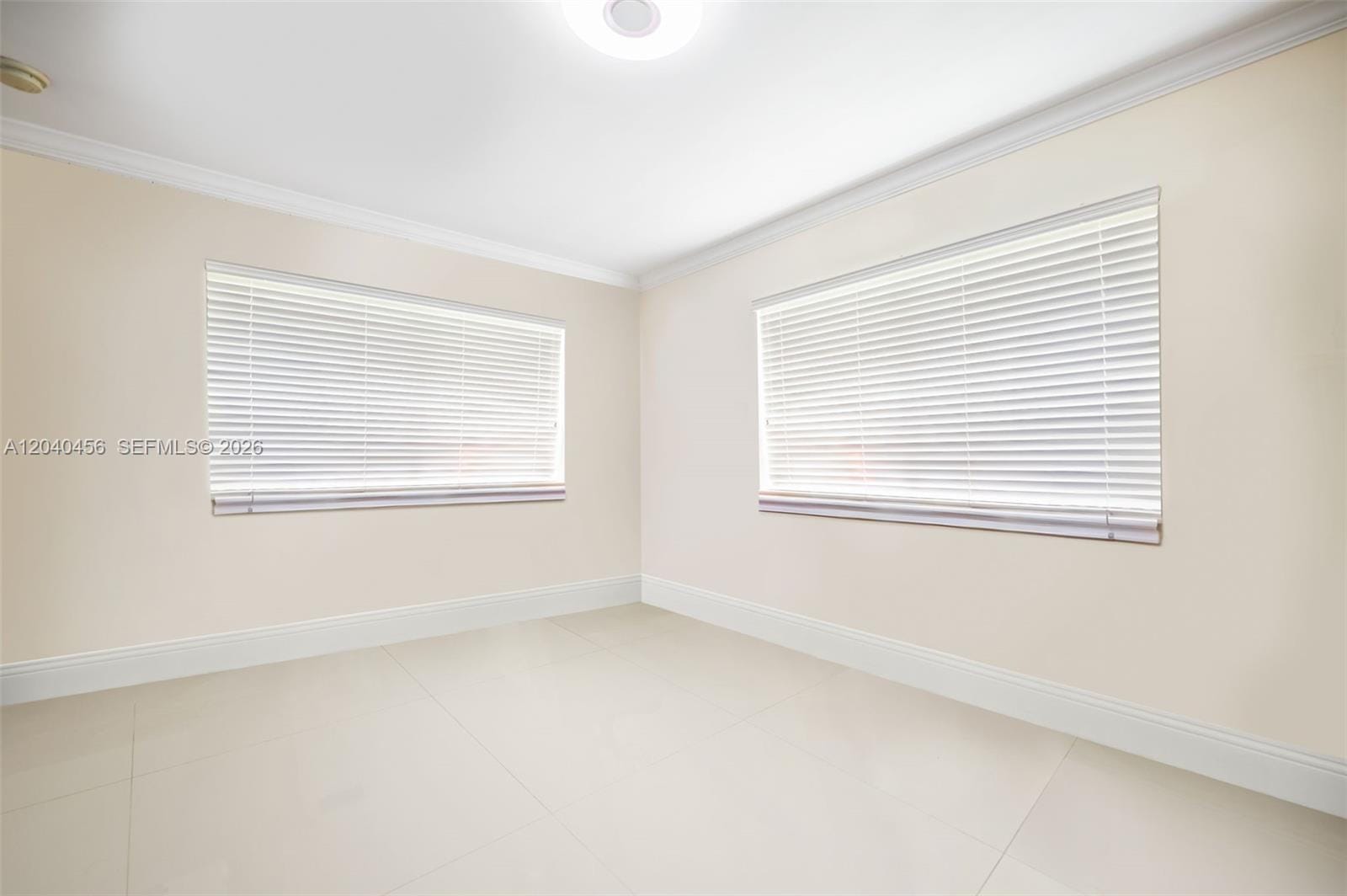 6185 W 10th Avenue, Hialeah, FL 33012 photo 20