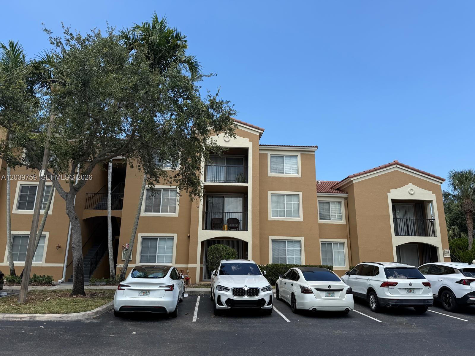 8050 N Nob Hill Road 105, Tamarac, FL 33321, Tamarac