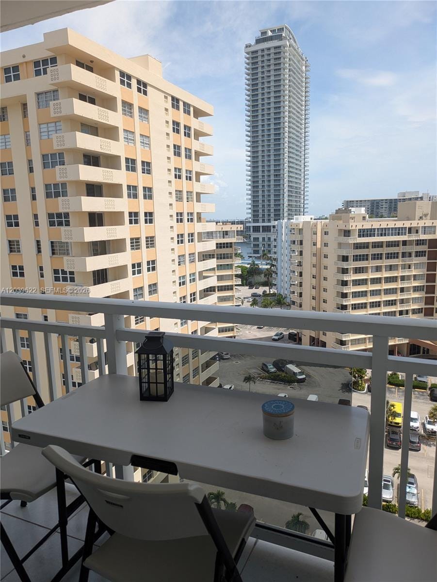 1849 S Ocean Drive 1407 — photo 2
