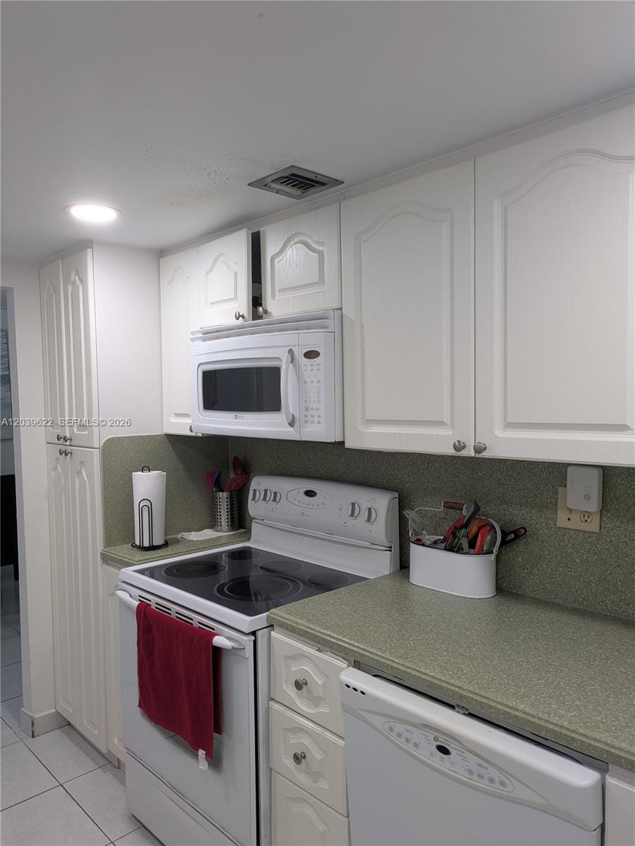 1849 S Ocean Drive 1407 — photo 8