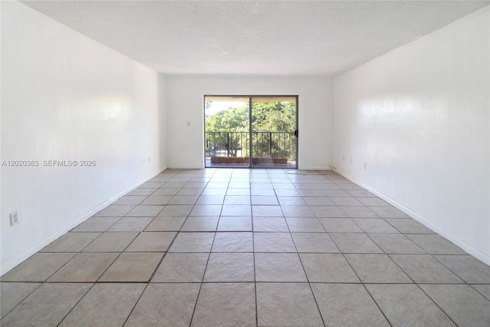 11905 NE 2nd Avenue C403, North Miami, FL 33161 photo 9
